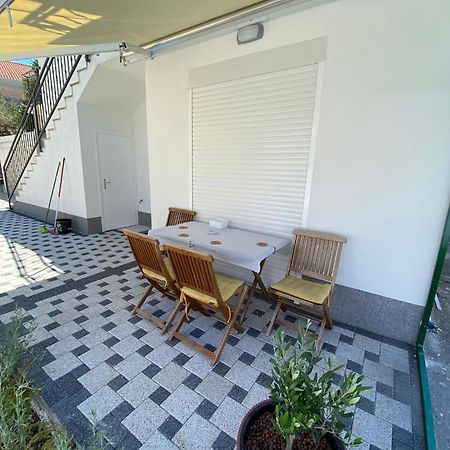 Apartmani Roko Drvenik  Bagian luar foto