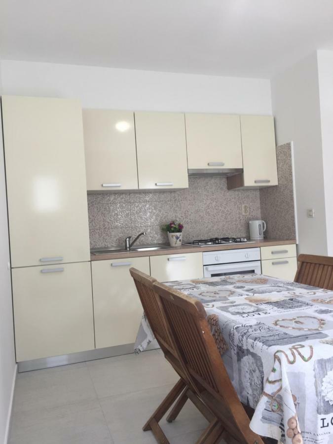 Apartmani Roko Drvenik  Bagian luar foto