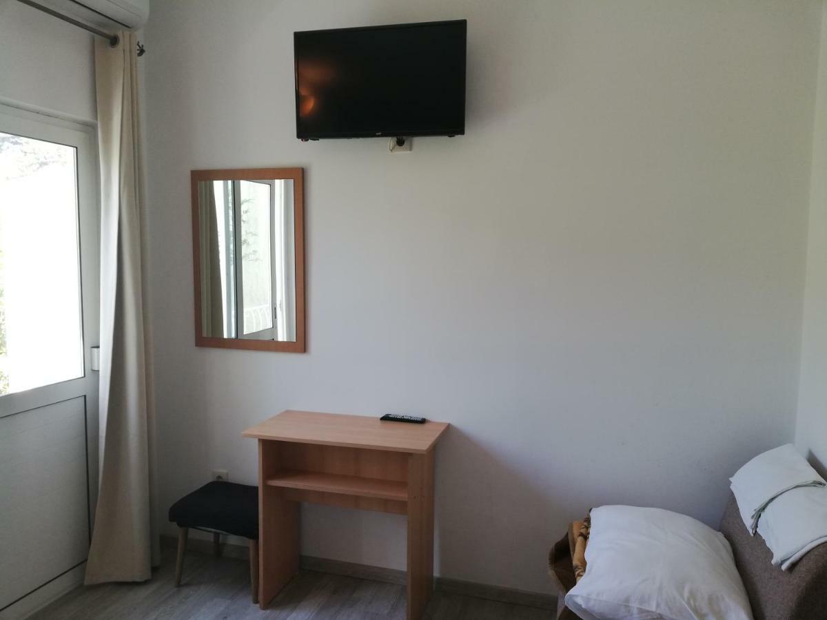 Apartmani Roko Drvenik  Bagian luar foto