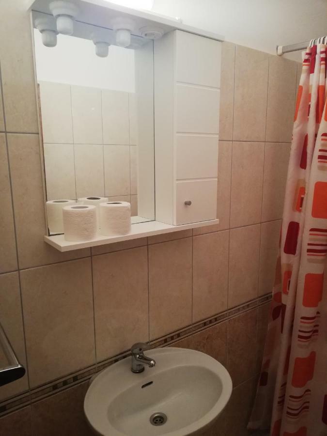 Apartmani Roko Drvenik  Bagian luar foto