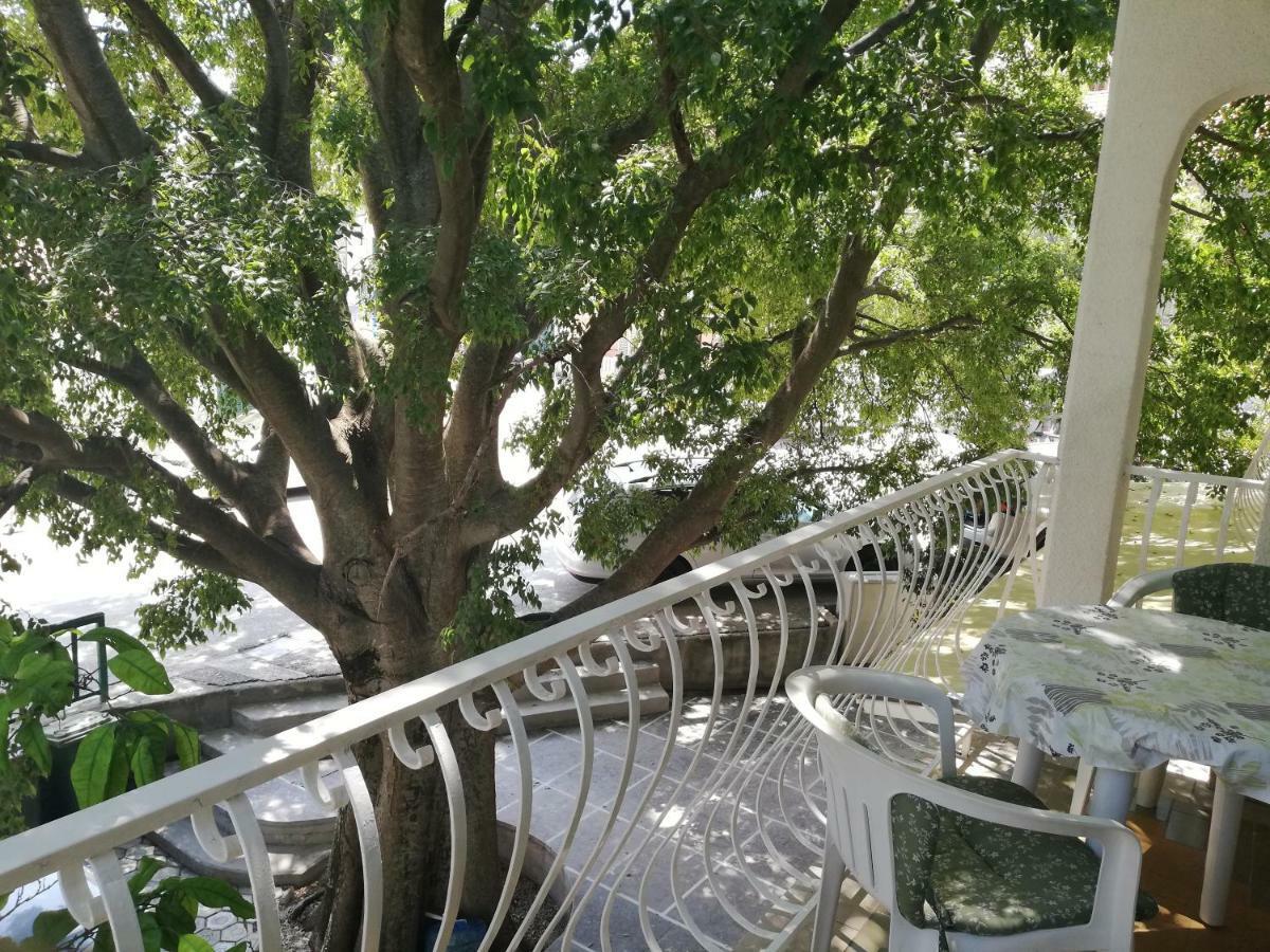 Apartmani Roko Drvenik  Bagian luar foto